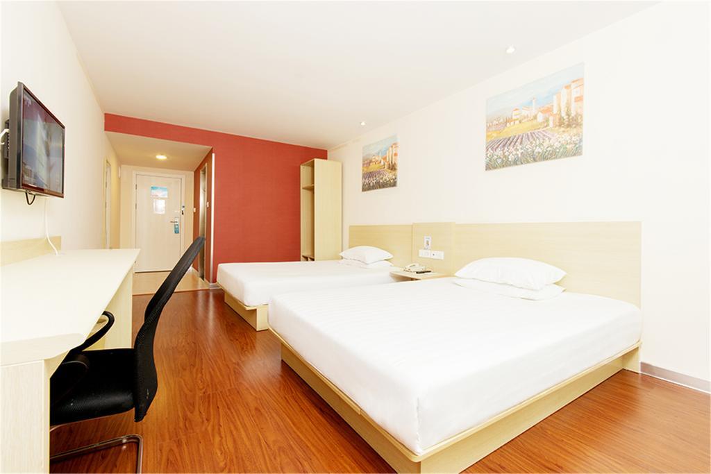 Hanting Express Pudong Airport Hotel